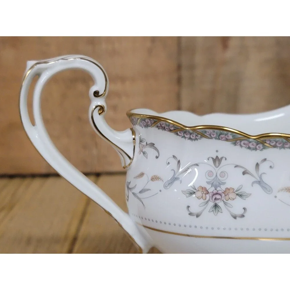 Noritake Asterbrook Gravy Boat / under plate, Relish / butter.